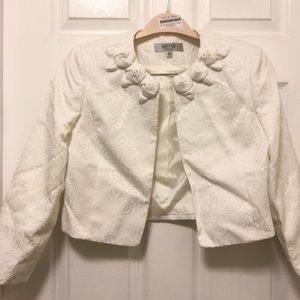 Women white blazer size 6